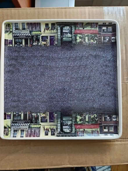 Photo of free Cute decorative plate (Hamilton Heights) #1