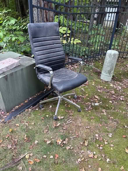Photo of free Office chair (Flora Lane, Saint Joseph MI) #1