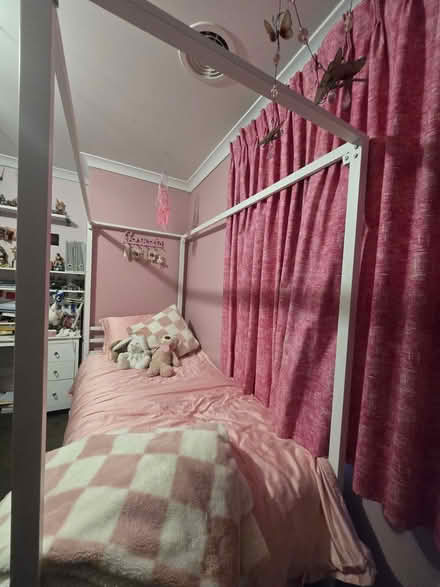 Photo of free Four poster single bed (beaumaris) #3