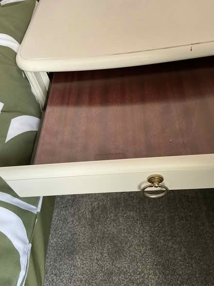 Photo of free BEdside toable (Aspley Guise) #2
