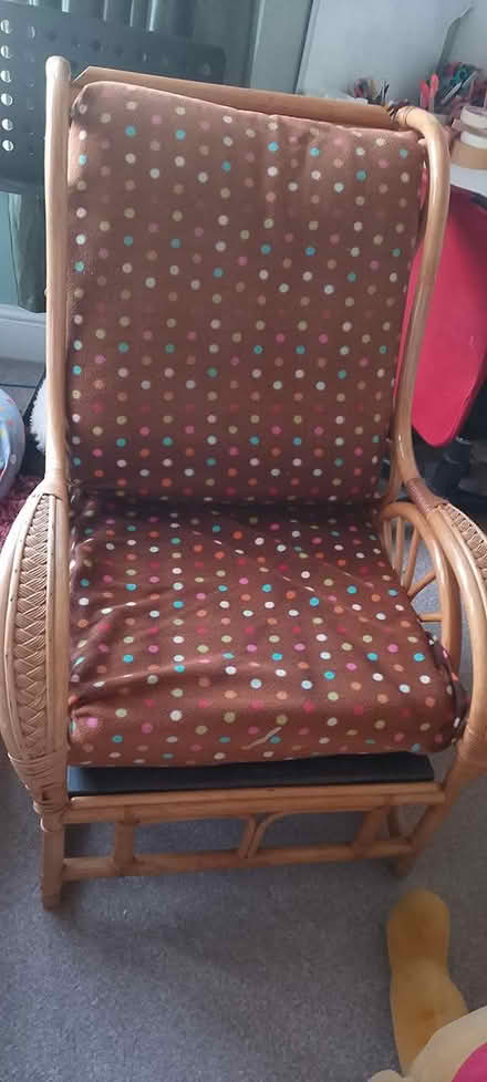 Photo of free Cane chair (Ip2) #1