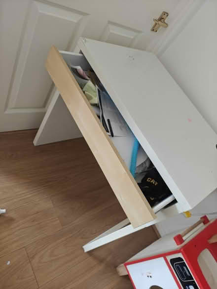 Photo of free Table (Brighton Marina Village BN2) #2