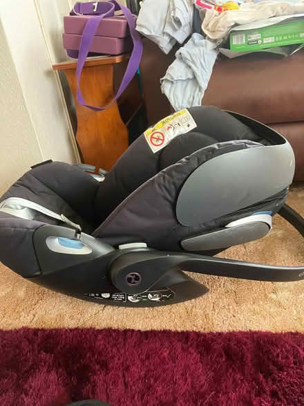 Photo of free Car seat and Isofix base (Woodingdean BN2) #4
