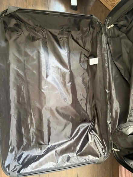 Photo of free Large Suitcase (King's Cross N1) #3