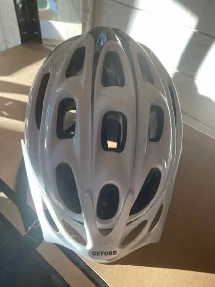 Photo of free Women’s bike helmet (Witton Gilbert DH7) #1