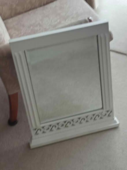Photo of free Mirror (Sleights, YO21) #1