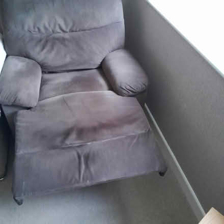 Photo of free Manual recliner chair (MANSFIELD Woodhouse) #1