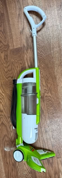 Photo of free Bissell hard floor vacuum cleaner (Valencia Avenue, Sunnyvale) #2