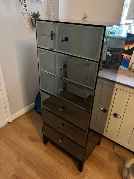 Photo of free 6 drawer tower cabinet (Adeyfield HP2) #2