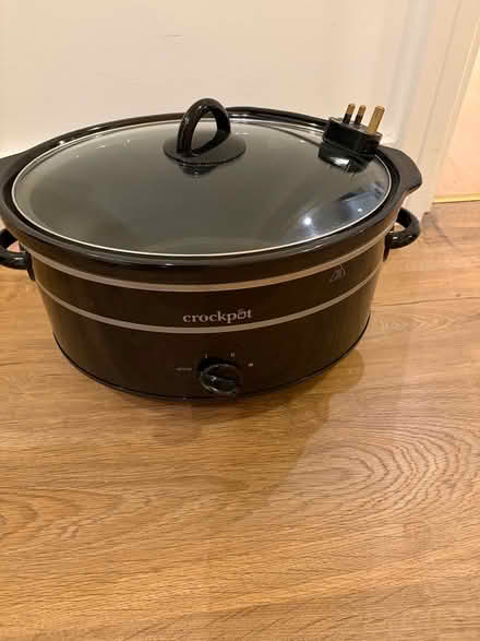Photo of free Slow cooker (Leighton Buzzard) #1