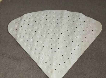 Photo of free Nonslip mat for corner shower (E11, nr Wanstead Stn) #2