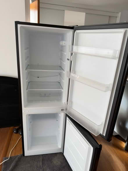 Photo of free Fridge/Freezer (100% Working) (Hatfield) #1