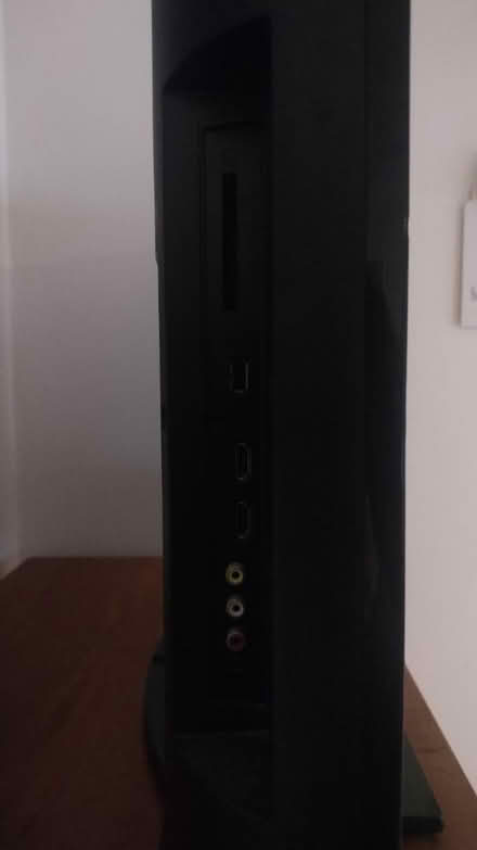 Photo of free TV working (Bermondsey station, SE16 4) #3