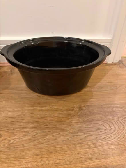 Photo of free Slow cooker (Leighton Buzzard) #2