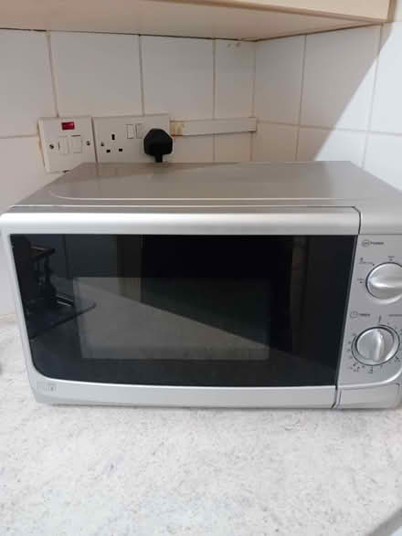 Photo of free Microwave 700W (Rose Hill OX4) #1