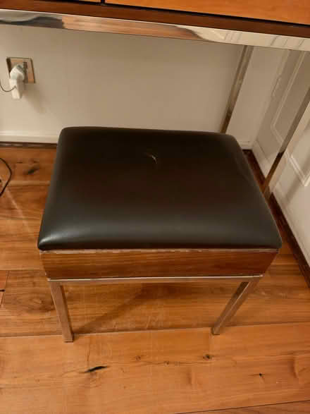 Photo of free Dressing table stool (Swiss Cottage NW8) #2