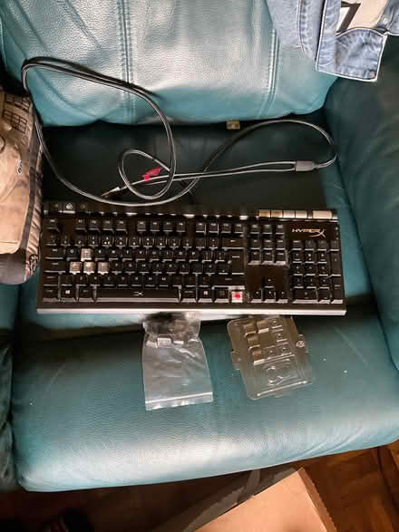 Photo of free HyperX keyboard (Liss Forest GU33) #1