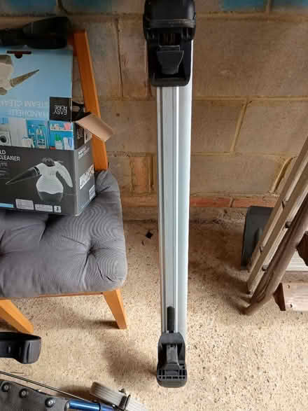 Photo of free Car roof bars (Bexhill tn40) #1