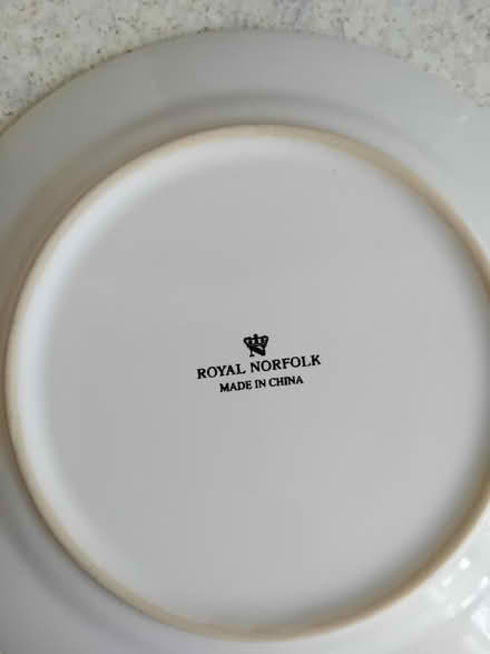 Photo of free Dinner and tea plates (Rose Hill OX4) #3