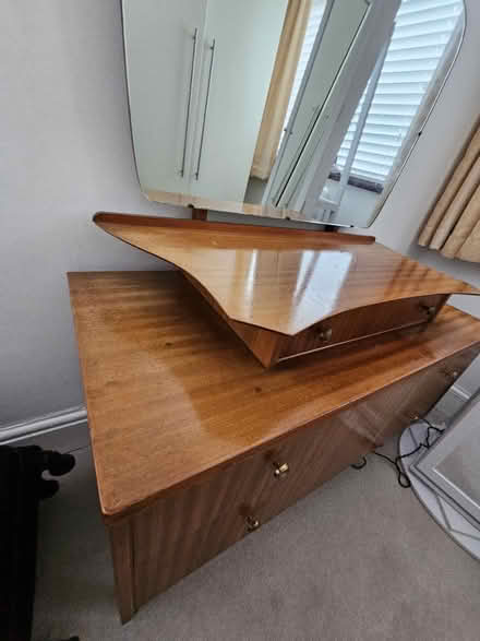 Photo of free Vintage Dressing Table with Mirror (L9) #2