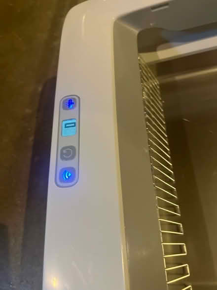 Photo of free PetSafe WiFi auto-scoop litter box (East Capitol Hill Miller Park) #2