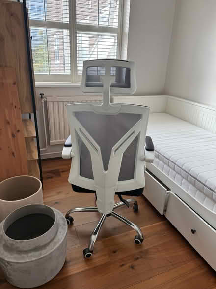Photo of free Office chair (Swiss Cottage NW8) #3