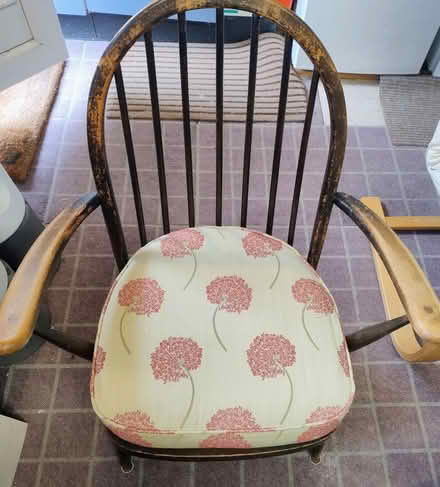 Photo of free ERCOL OCCASIONAL HALL 1930s (Wokingham RG40) #1