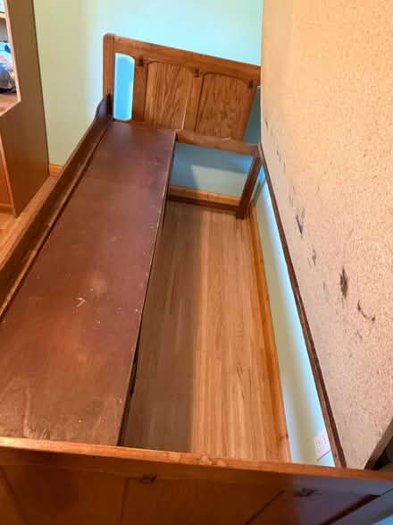 Photo of free Single bed frame (Glenayre) #4