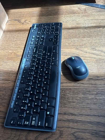 Photo of free wireless mouse and keyboard (Shepherd Park DC) #1