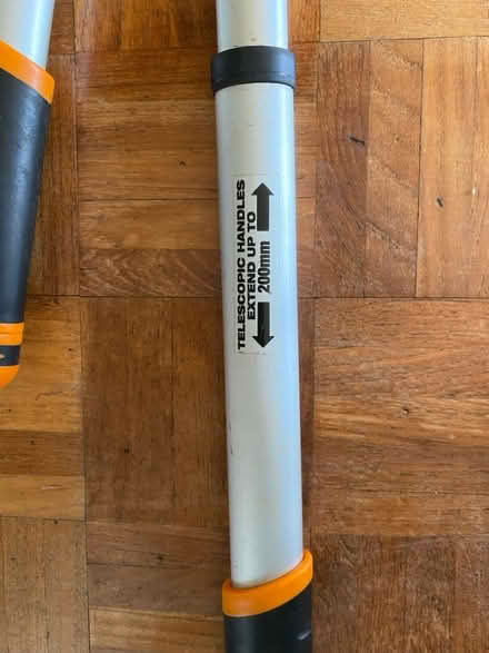 Photo of free Telescopic shears (Ware SG12) #2
