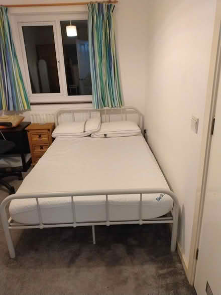 Photo of free bed (Kendal LA9) #2