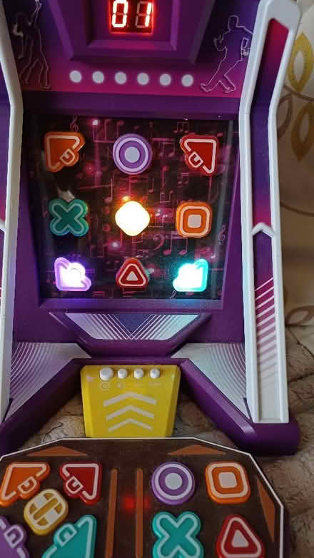 Photo of free Light up toy (Malvern Link WR14) #1