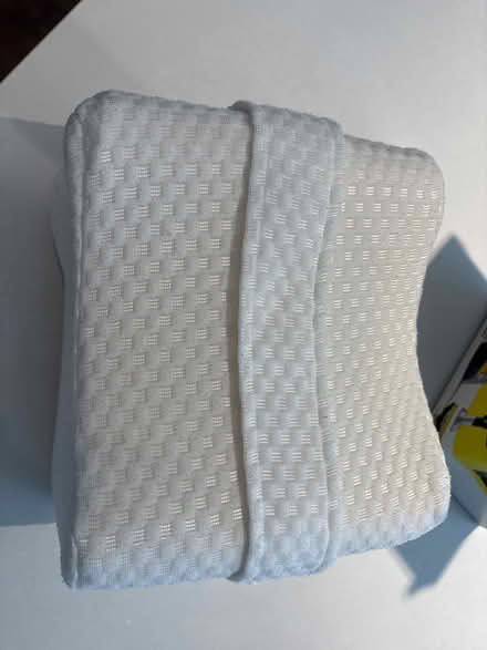 Photo of free Knee pillow (Wimbledon Common SW19) #2