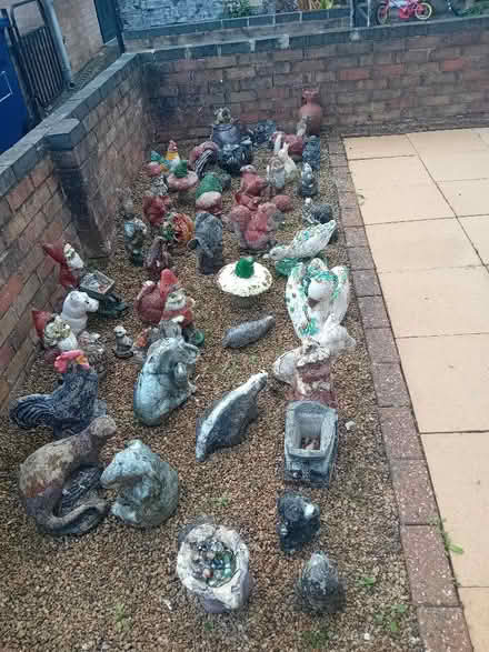 Photo of free Garden Ornaments (Rose Hill OX4) #1