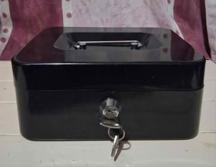 Photo of free Small metal lock box (Brixton SW9) #2