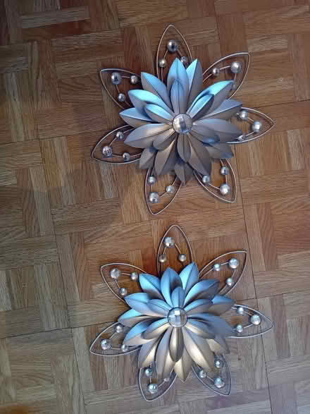 Photo of free Silver metal wall art (Rose Hill OX4) #1