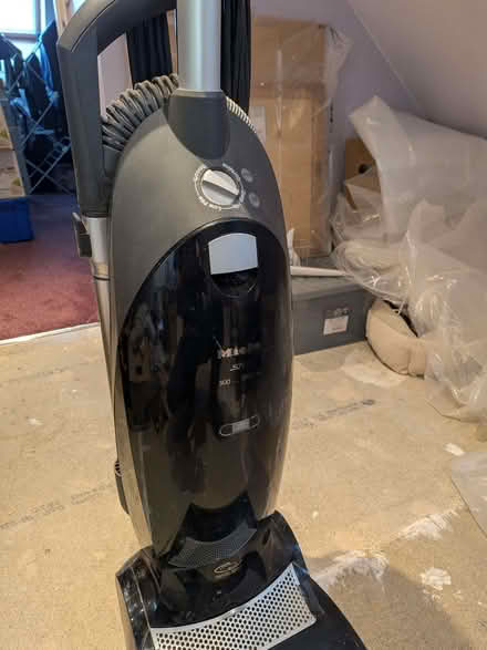 Photo of free Miele Vacuum cleaner (Totternhoe LU6) #2