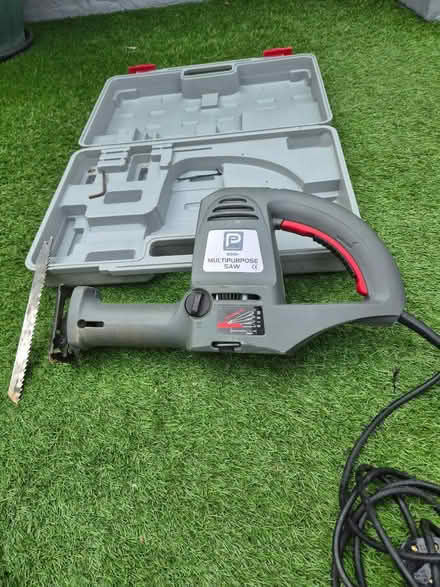 Photo of free Electric wood saw (Southchurch SS1) #1