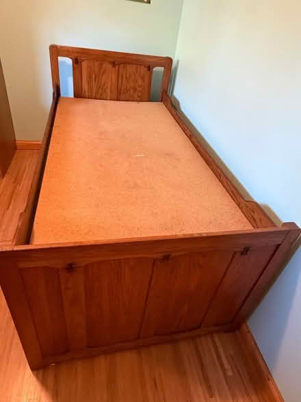 Photo of free Single bed frame (Glenayre) #3