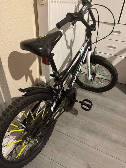 Photo of free Bicycle Black 18-Inches wheels (Battersea SW11) #3