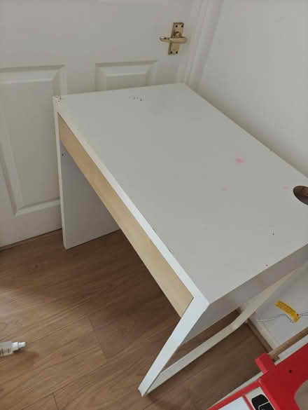Photo of free Table (Brighton Marina Village BN2) #3