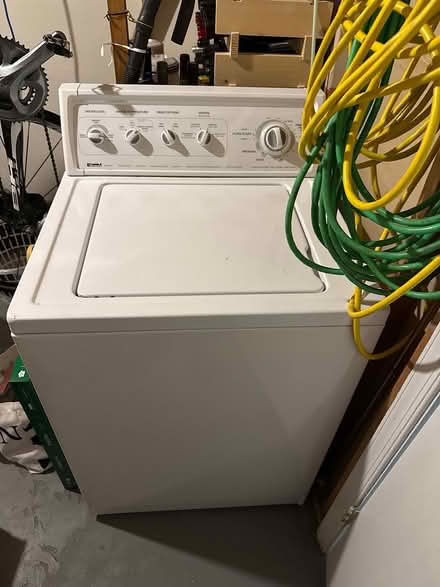 Photo of free Washing machine (Fairfax near Nutley & Lee Hwy) #1