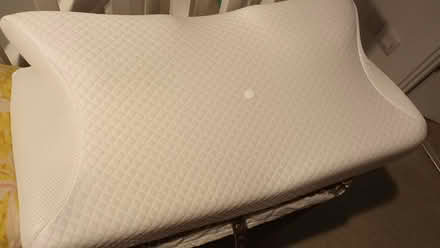 Photo of free BRAND NEW memory ergonomic pillow (SW11) #3