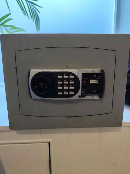 Photo of free Safe (EH9) #1