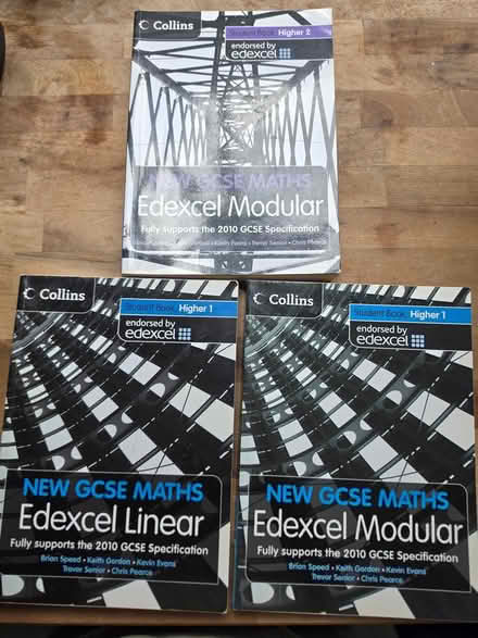 Photo of free Edexcel GCSE - Maths books (Sidcup DA15) #1
