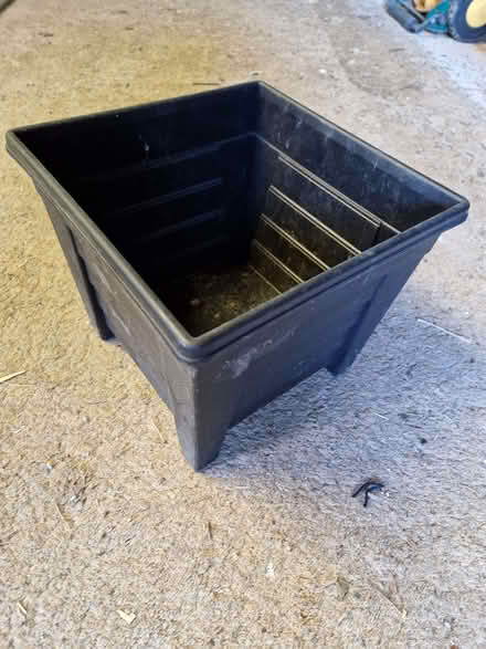 Photo of free Square plant tub (Lindfield RH16) #1
