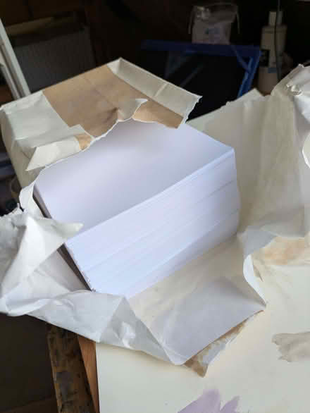 Photo of free A5 sized paper (Thrupp GL5) #1