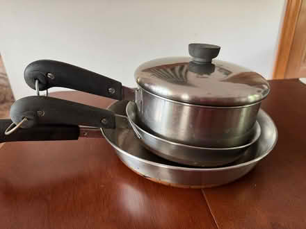 Photo of free Revere ware copper bottom pans (Swarthmore) #1