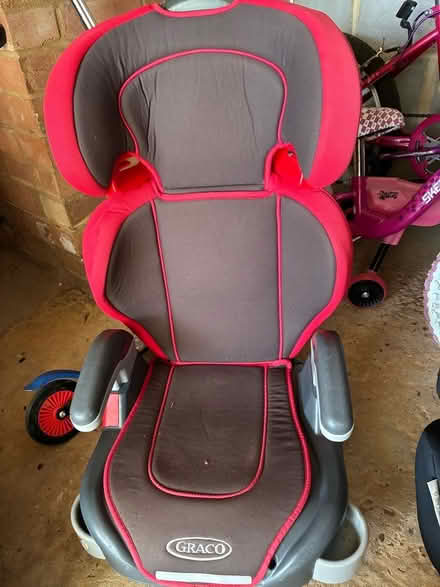 Photo of free Car booster seat (Hadlow TN11) #1