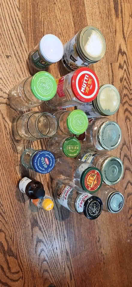 Photo of free Clean jars with lids (Stadium-armory metro) #1